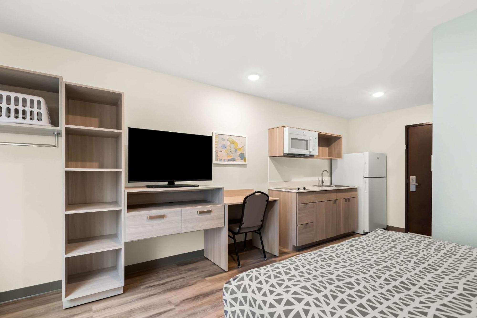 Woodspring Suites Savannah West Chatham Parkway Exterior photo